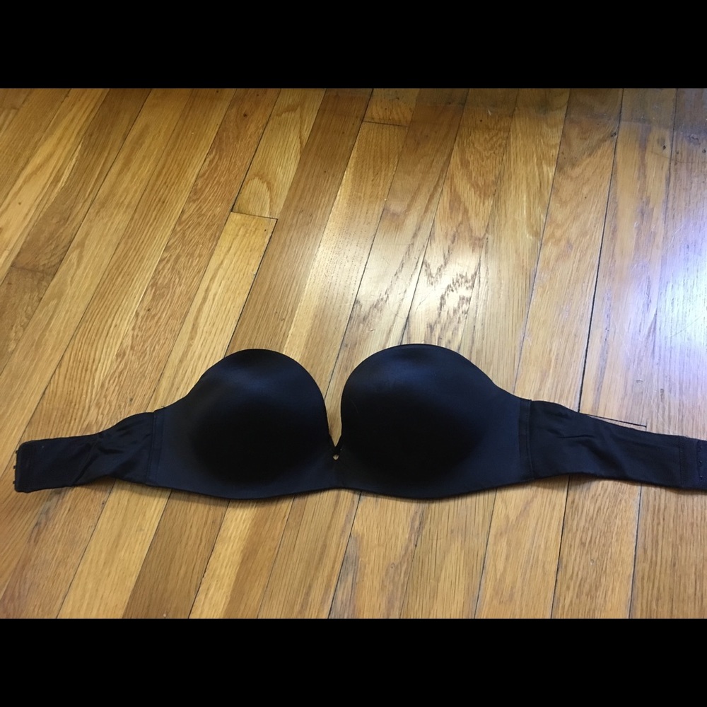 Victoria’s Secret padded strapless bra